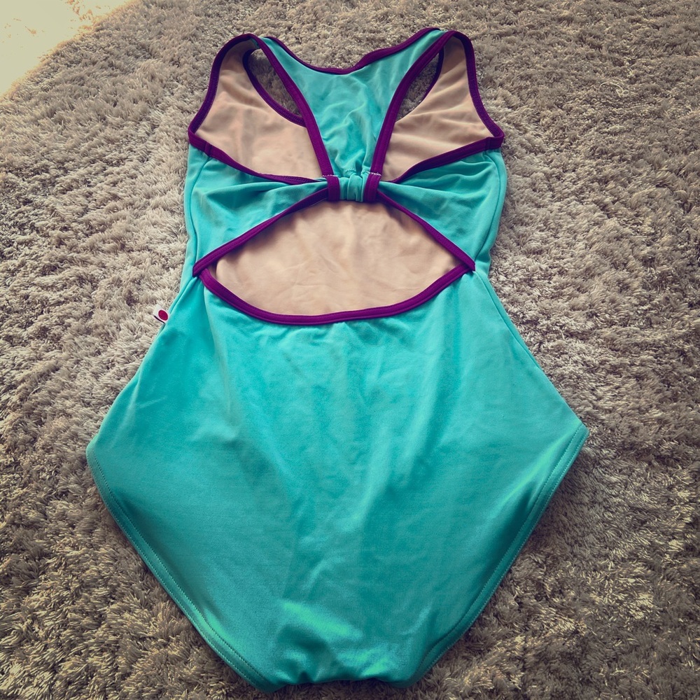 Yumiko leotard alex high cut leg